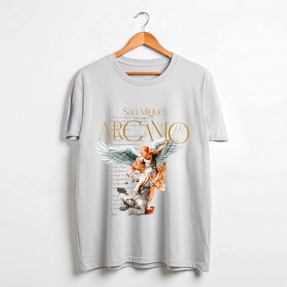 Baby Look Plus Size São Miguel Arcanjo - Cinza Cloud Baby Look Plus Size São Miguel Arcanjo - Cinza Cloud