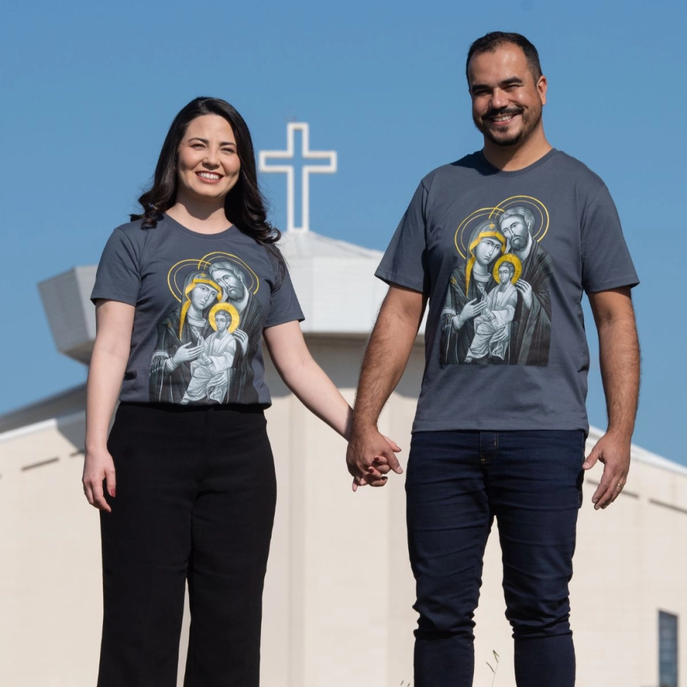 Camiseta Sagrada Família Camiseta Sagrada Família