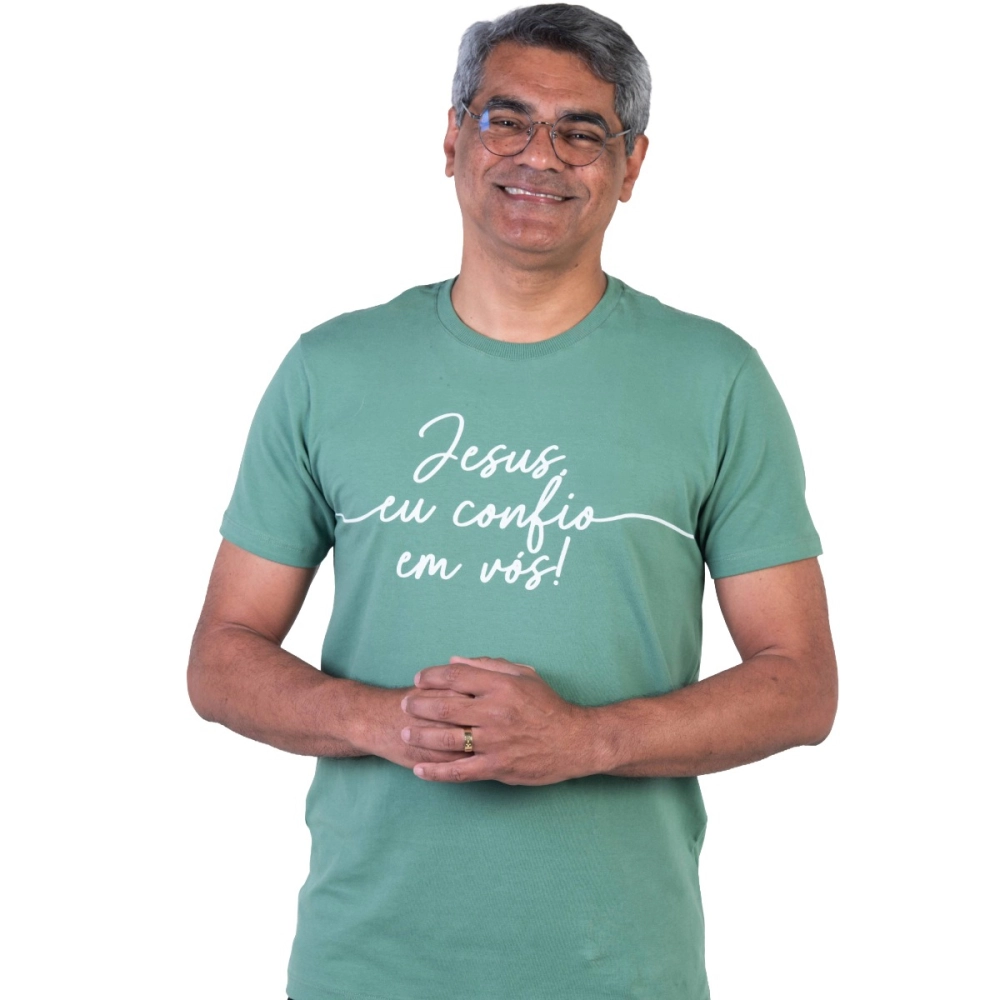 Camiseta Slim Jesus, Eu Confio em Vós Camiseta Slim Jesus, Eu Confio em Vós