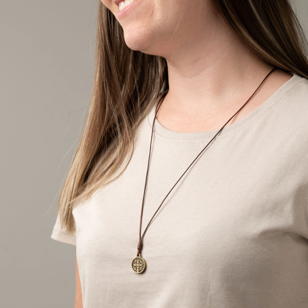 Cordão Medalha São Bento Cordão Medalha São Bento