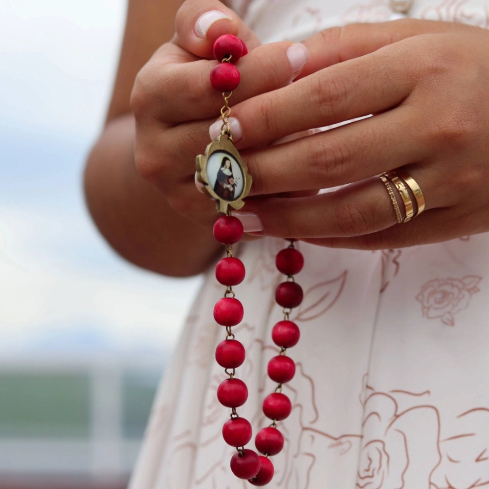 Coroa das Rosas de Santa Teresinha Coroa das Rosas de Santa Teresinha