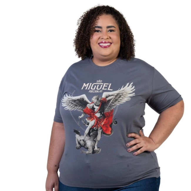 Baby Look Plus Size São Miguel Arcanjo - Cinza Metal Baby Look Plus Size São Miguel Arcanjo - Cinza Metal