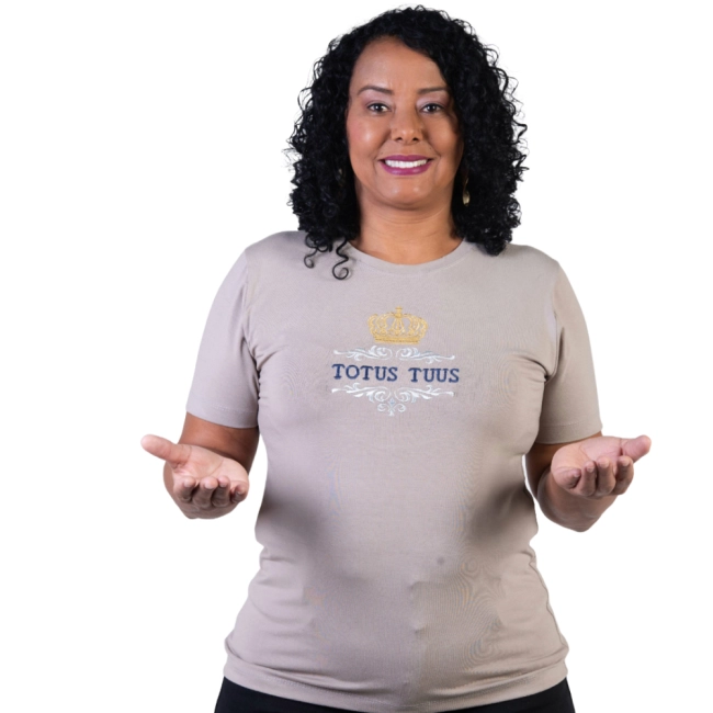 Blusa Bordada Totus Tuus