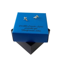 Brinco Cruz Mini Brinco Cruz Mini