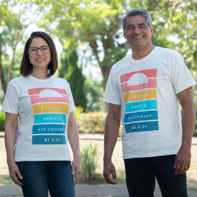 Camiseta A Cada Dia Basta o seu Cuidado