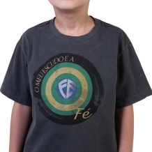 Camiseta Infantil Meu Escudo é a Fé - Cinza Estonada Camiseta Infantil Meu Escudo é a Fé - Cinza Estonada