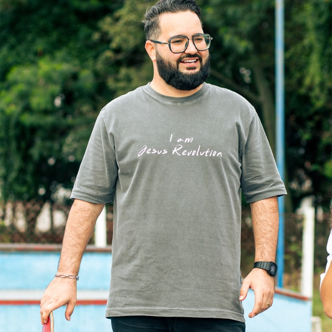 Camiseta Oversized Estonada I Am Jesus Revolution