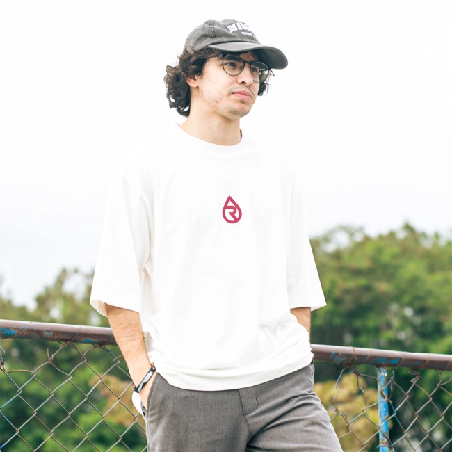 Camiseta Oversized Eu Sou Revolução Jesus
