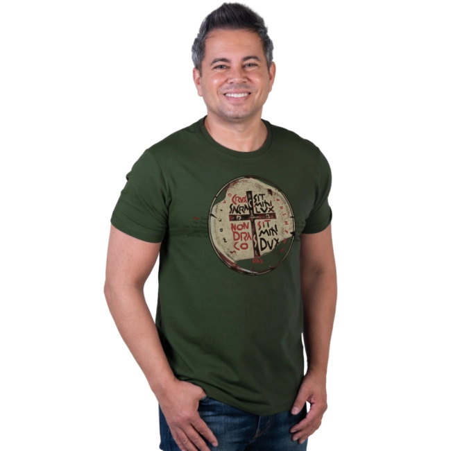 Camiseta Slim Medalha das Duas Cruzes - Verde Militar