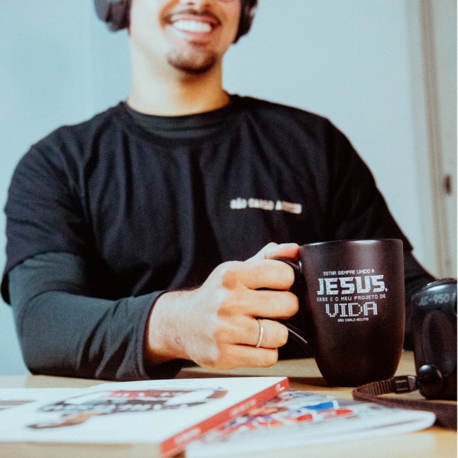 Caneca São Carlo Acutis