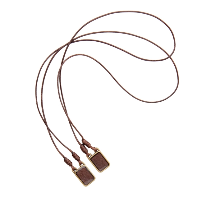 Escapulário Metal com Cordão Marrom
