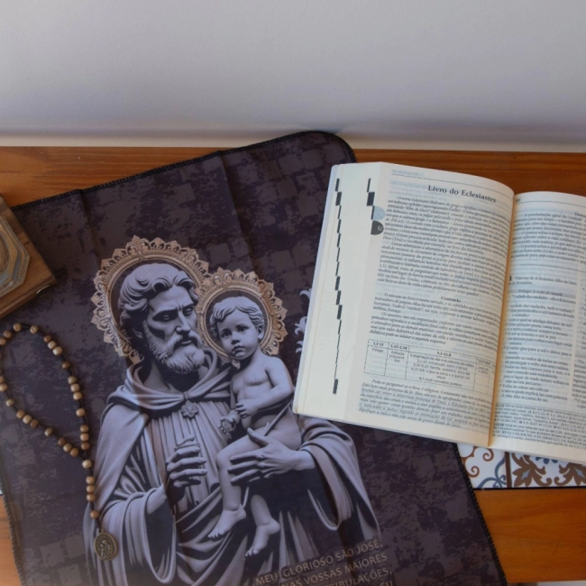 Livreto de São José com Manto
