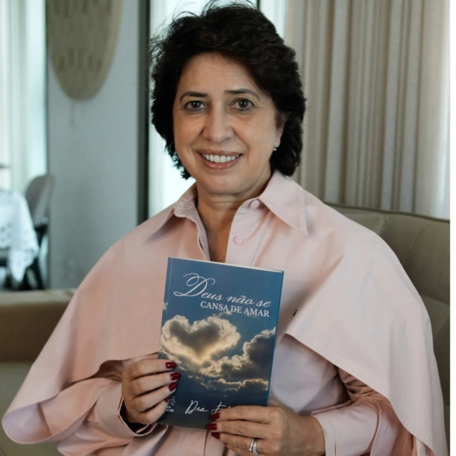 Livro Deus Não se Cansa de Amar Livro Deus Não se Cansa de Amar