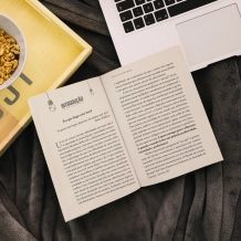 Livro Uma Luz na Escuridão Livro Uma Luz na Escuridão