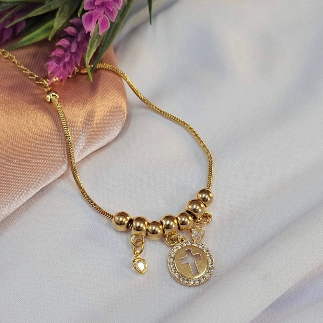 Pulseira Berloques Cruz e Zircônias Pulseira Berloques Cruz e Zircônias