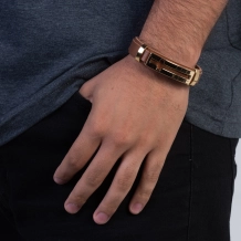 Pulseira de Couro Cruz Vazada - Dourada Pulseira de Couro Cruz Vazada - Dourada