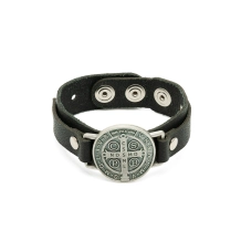 Pulseira de Couro Preta Medalha São Bento Pulseira de Couro Preta Medalha São Bento