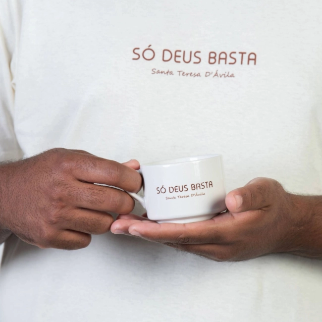 Xícara Só Deus Basta